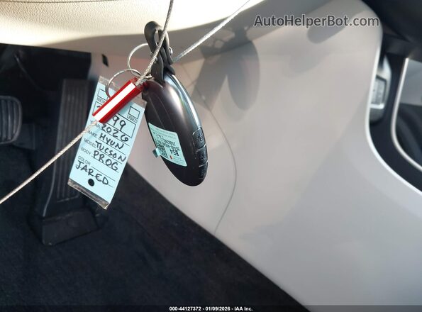 KM8JEDD12TU409593 2026 HYUNDAI TUCSON HYBRID Серебряный Вид панели приборов