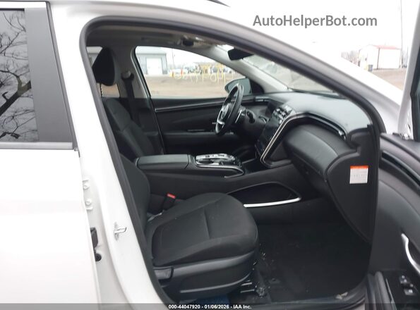KM8JFCA10NU041817 2022 HYUNDAI TUCSON HYBRID White Vista interior delantera