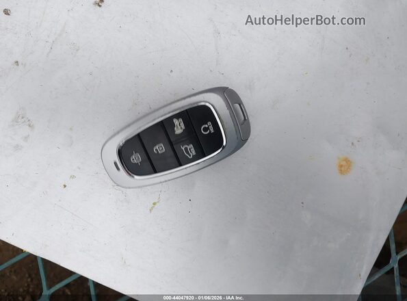 KM8JFCA10NU041817 2022 HYUNDAI TUCSON HYBRID White Vista del salpicadero