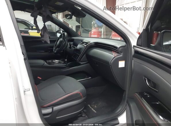 KM8JFCD14RU159287 2024 HYUNDAI TUCSON HYBRID Белый Вид салона спереди