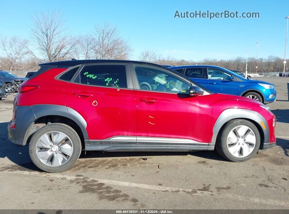 KM8K23AG4MU106302 2021 HYUNDAI KONA ELECTRIC Red Widok wnętrza z tyłu