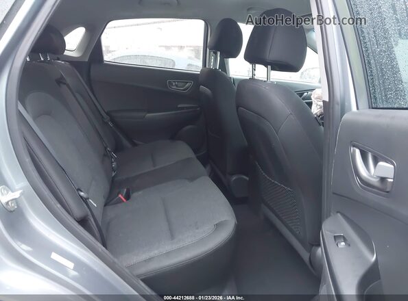 KM8K23AG6LU090635 2020 HYUNDAI KONA ELECTRIC Gray Widok naklejki z numerem VIN