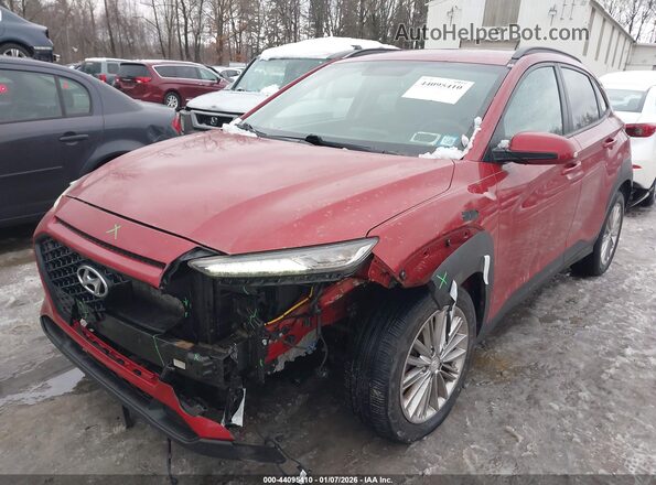 KM8K2CAA7JU077062 2018 HYUNDAI KONA Red Առջևի ձախ երեք քառորդ տեսարան