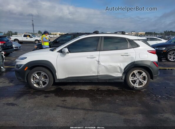KM8K6CAB1PU977672 2023 HYUNDAI KONA White სალონის 360-გრადუსიანი ხედი