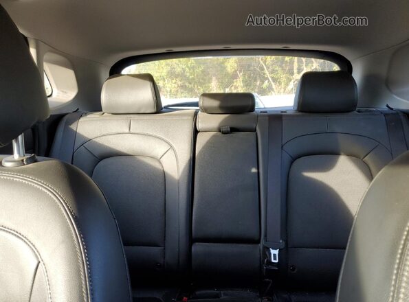 KM8K6CAB3NU835563 2022 HYUNDAI KONA White Widok tylnych siedzeń
