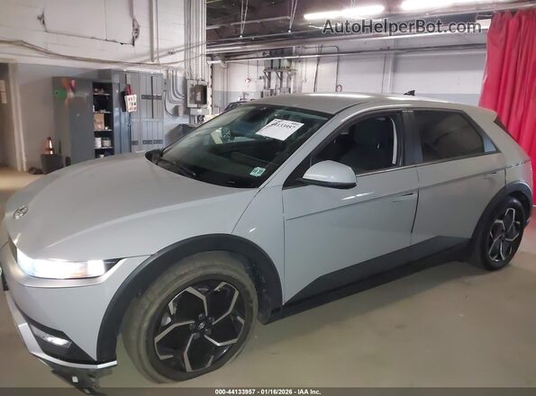 KM8KM4AB6PU123854 2023 HYUNDAI IONIQ 5 Gray წინა მარცხენა ხედი სამი მეოთხედიდან