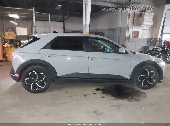 KM8KM4AB6PU123854 2023 HYUNDAI IONIQ 5 Gray სალონის 360-გრადუსიანი ხედი