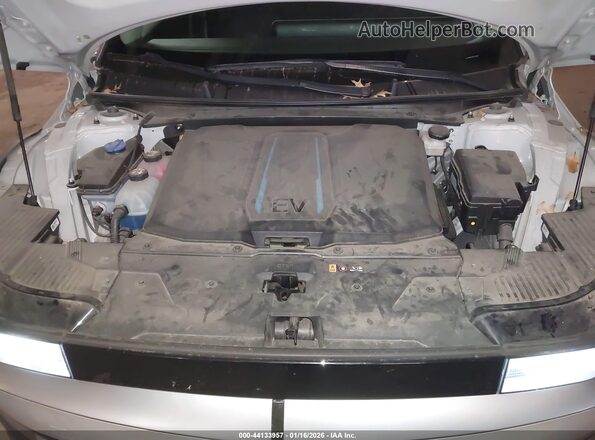 KM8KM4AB6PU123854 2023 HYUNDAI IONIQ 5 Gray უკანა ხედი