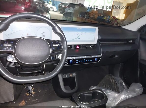KM8KM4AB6PU123854 2023 HYUNDAI IONIQ 5 Gray 