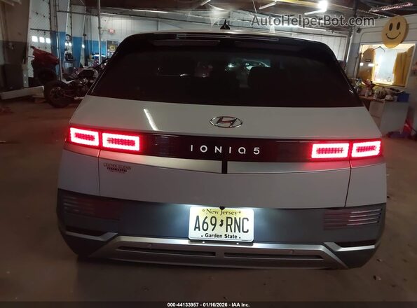 KM8KM4AB6PU123854 2023 HYUNDAI IONIQ 5 Gray 