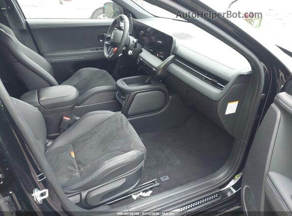 KM8KNDA84SU004520 2025 HYUNDAI IONIQ 5 N Black Front interior view