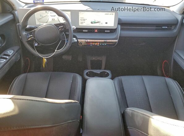 KM8KNDAF6PU232217 2023 HYUNDAI IONIQ White Dashboard view