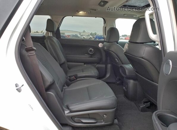 KM8RG5S28TU055187 2026 HYUNDAI PALISADE White Вид задньої частини салону