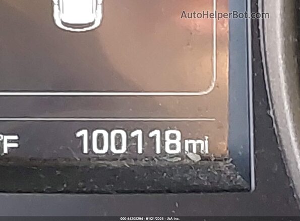 KM8SM4HF2JU273668 2018 HYUNDAI SANTA FE Серебряный 