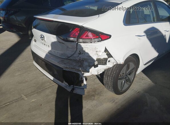 KMHC05LC0NU278294 2022 HYUNDAI IONIQ HYBRID White Вид спереду