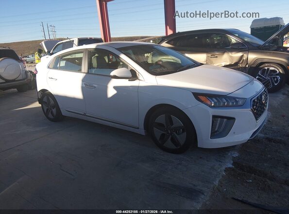 KMHC05LC0NU278294 2022 HYUNDAI IONIQ HYBRID White Вид задньої частини салону