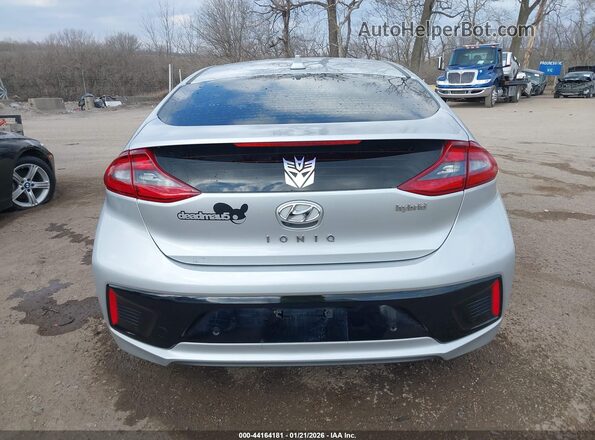 KMHC05LC2KU110488 2019 HYUNDAI IONIQ HYBRID Silver 