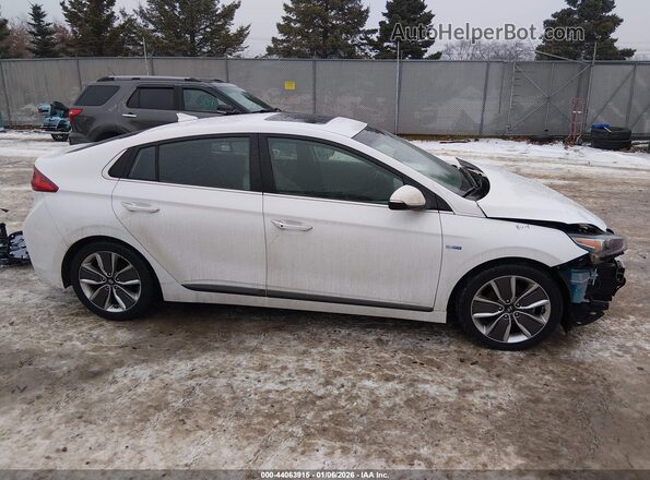KMHC05LC7JU088096 2018 HYUNDAI IONIQ HYBRID White Vista interior trasera