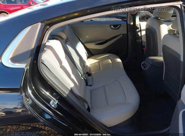KMHC05LC8JU071808 2018 HYUNDAI IONIQ HYBRID Black 