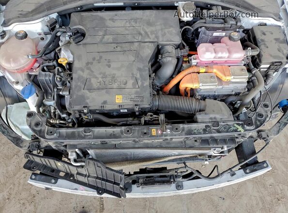 KMHC05LC9NU269142 2022 HYUNDAI IONIQ White Rear interior view