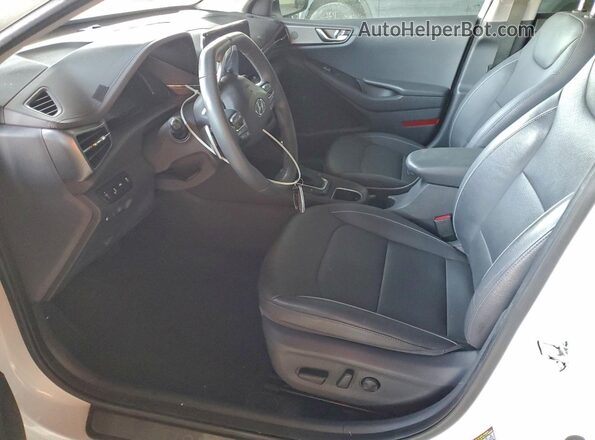 KMHC05LC9NU269142 2022 HYUNDAI IONIQ White Front interior view