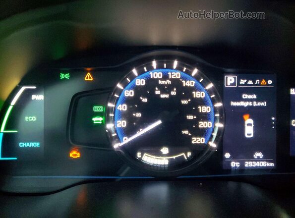 KMHC05LCXJU066349 2018 HYUNDAI IONIQ White Vista del cuadro de instrumentos