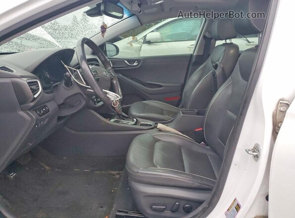 KMHC05LCXJU066349 2018 HYUNDAI IONIQ White Vista interior delantera