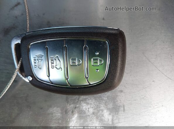 KMHC05LH2KU048926 2019 HYUNDAI IONIQ ELECTRIC Silver წინა პანელის ხედი