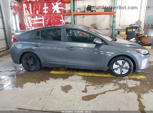 KMHC65LC3HU030625 2017 HYUNDAI IONIQ HYBRID Gray Вид задньої частини салону