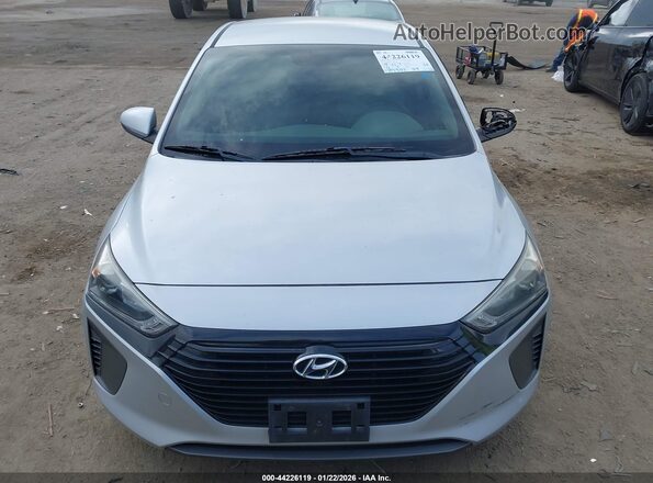 KMHC65LC5HU024227 2017 HYUNDAI IONIQ HYBRID Silver Սարքավորումների վահանակի տեսք