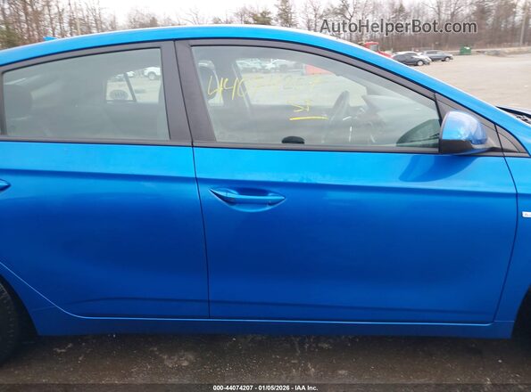 KMHC65LC5HU031792 2017 HYUNDAI IONIQ HYBRID Blue 