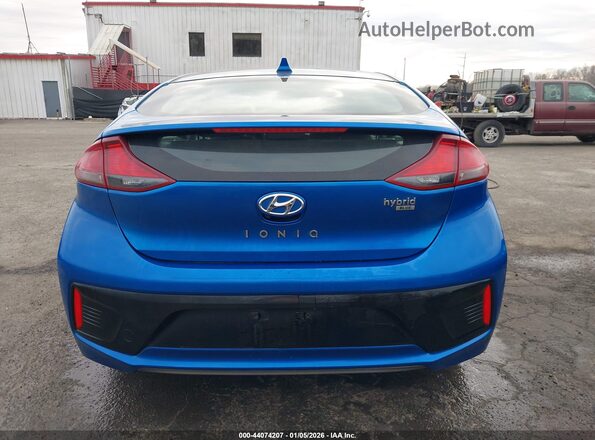 KMHC65LC5HU031792 2017 HYUNDAI IONIQ HYBRID Blue 
