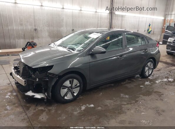 KMHC65LC6NU285667 2022 HYUNDAI IONIQ HYBRID Gray წინა მარცხენა ხედი სამი მეოთხედიდან
