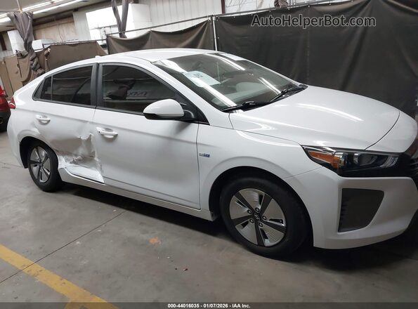 KMHC65LC8KU131313 2019 HYUNDAI IONIQ HYBRID White Vista interior trasera