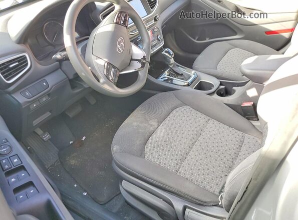KMHC65LCXJU074949 2018 HYUNDAI IONIQ Silver Սալոնի դիմացի տեսք