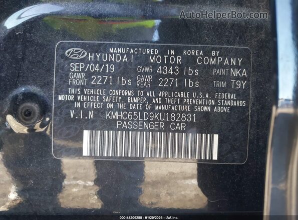 KMHC65LD9KU182831 2019 HYUNDAI IONIQ PLUG-IN HYBRID Black Widok komory silnika