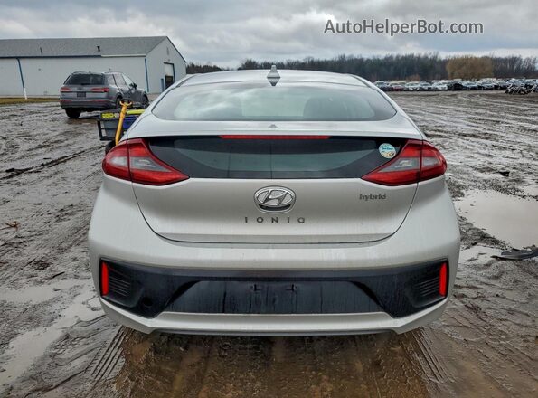 KMHC75LC0JU067957 2018 HYUNDAI IONIQ Silver 