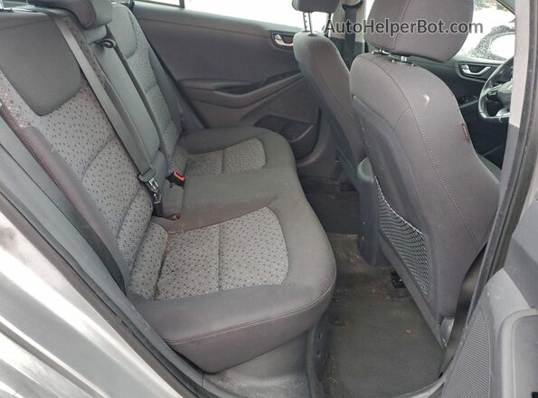KMHC75LC0JU067957 2018 HYUNDAI IONIQ Silver 