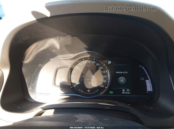 KMHC75LC4JU061806 2018 HYUNDAI IONIQ HYBRID Silver Widok tylnych siedzeń