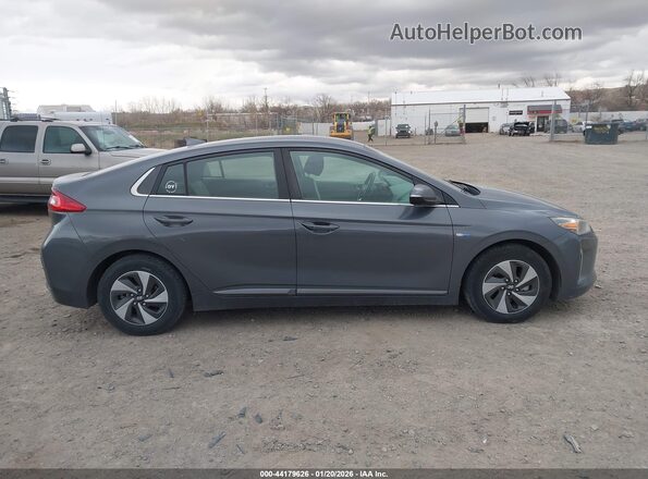 KMHC75LC5JU067033 2018 HYUNDAI IONIQ HYBRID Gray Widok wnętrza z tyłu