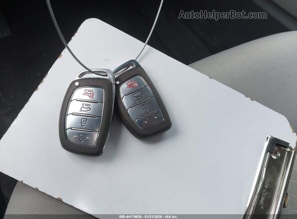 KMHC75LC5JU067033 2018 HYUNDAI IONIQ HYBRID Gray Widok deski rozdzielczej