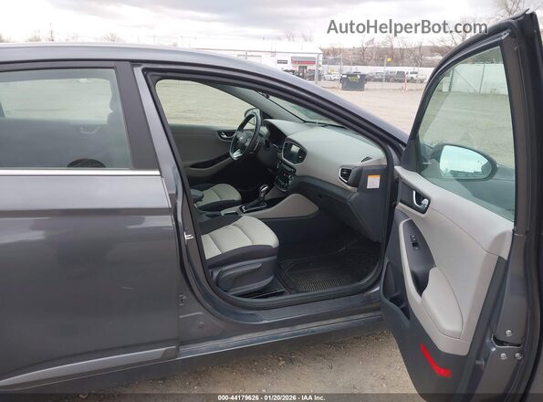KMHC75LC5JU067033 2018 HYUNDAI IONIQ HYBRID Gray Widok wnętrza z przodu