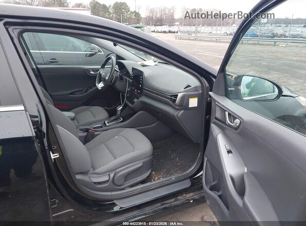 KMHC75LC6NU269076 2022 HYUNDAI IONIQ HYBRID Black Вид салону спереду