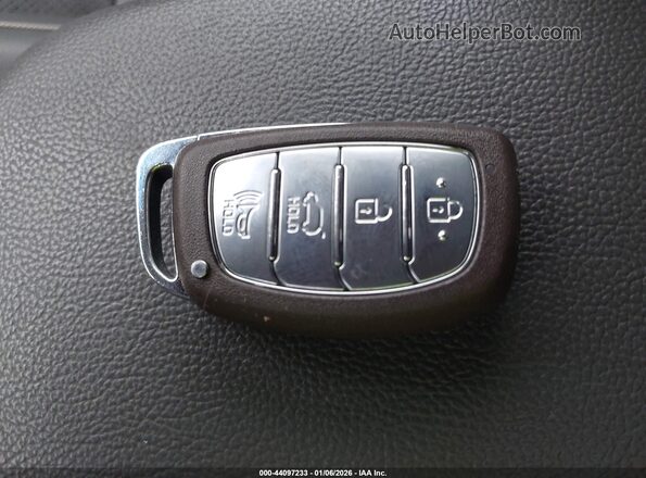 KMHC75LD1KU162800 2019 HYUNDAI IONIQ PLUG-IN HYBRID Белый Вид панели приборов