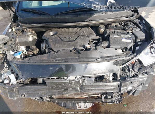 KMHCT4AE1HU374638 2017 HYUNDAI ACCENT Black Rear view