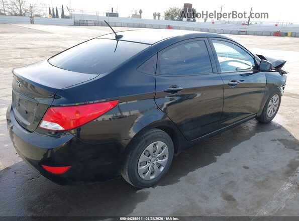 KMHCT4AE1HU374638 2017 HYUNDAI ACCENT Black Rear right