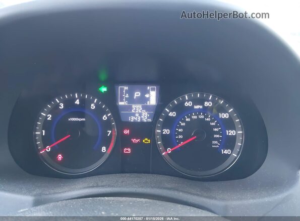KMHCT4AE3HU300217 2017 HYUNDAI ACCENT Red Вид задніх сидінь