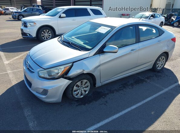 KMHCT4AE4GU015542 2016 HYUNDAI ACCENT Silver Front left