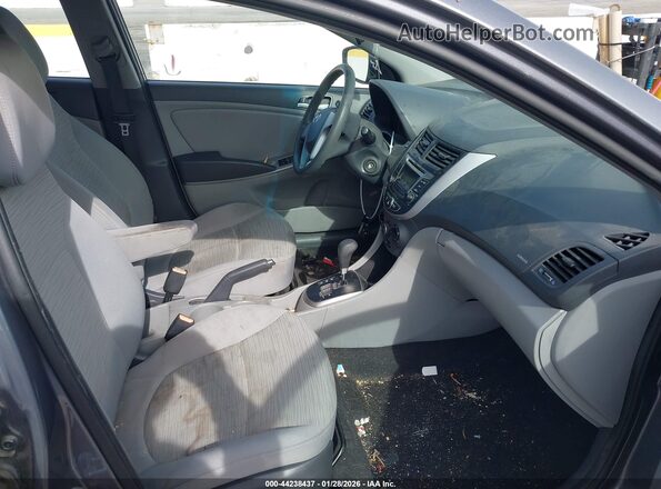 KMHCT4AE4HU236964 2017 HYUNDAI ACCENT Gray წინა სალონის ხედი