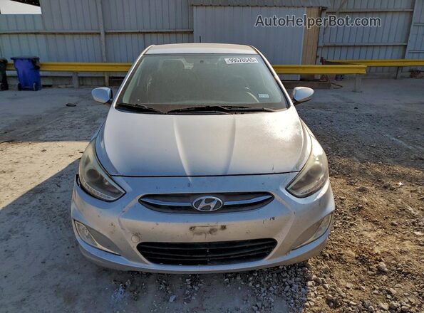 KMHCU4AEXGU161845 2016 HYUNDAI ACCENT Серебряный Вид спереди